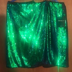Cute Sequin mini skirt